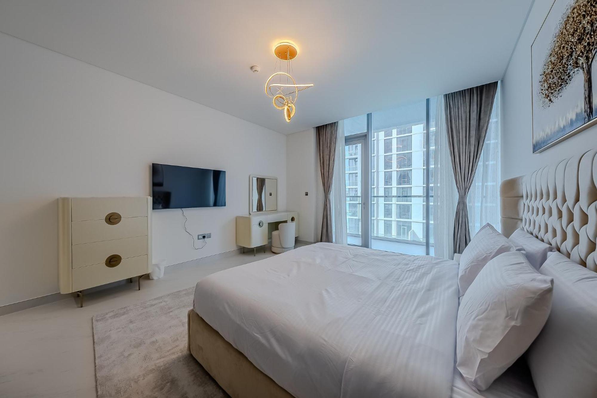 Apartment Spacious 3bdr I Maid I Gym I Infinity Pool I District One I Residences 11 *