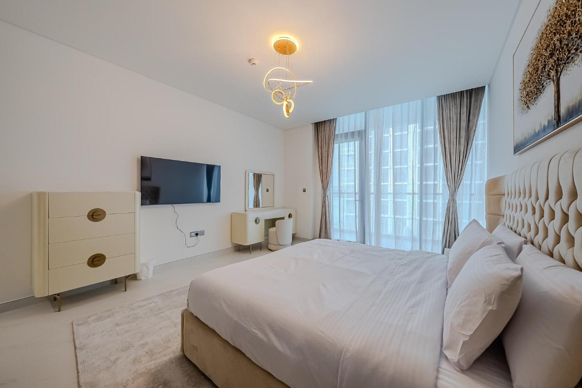 Spacious 3bdr I Maid I Gym I Infinity Pool I District One I Residences 11 Apartment Dubai