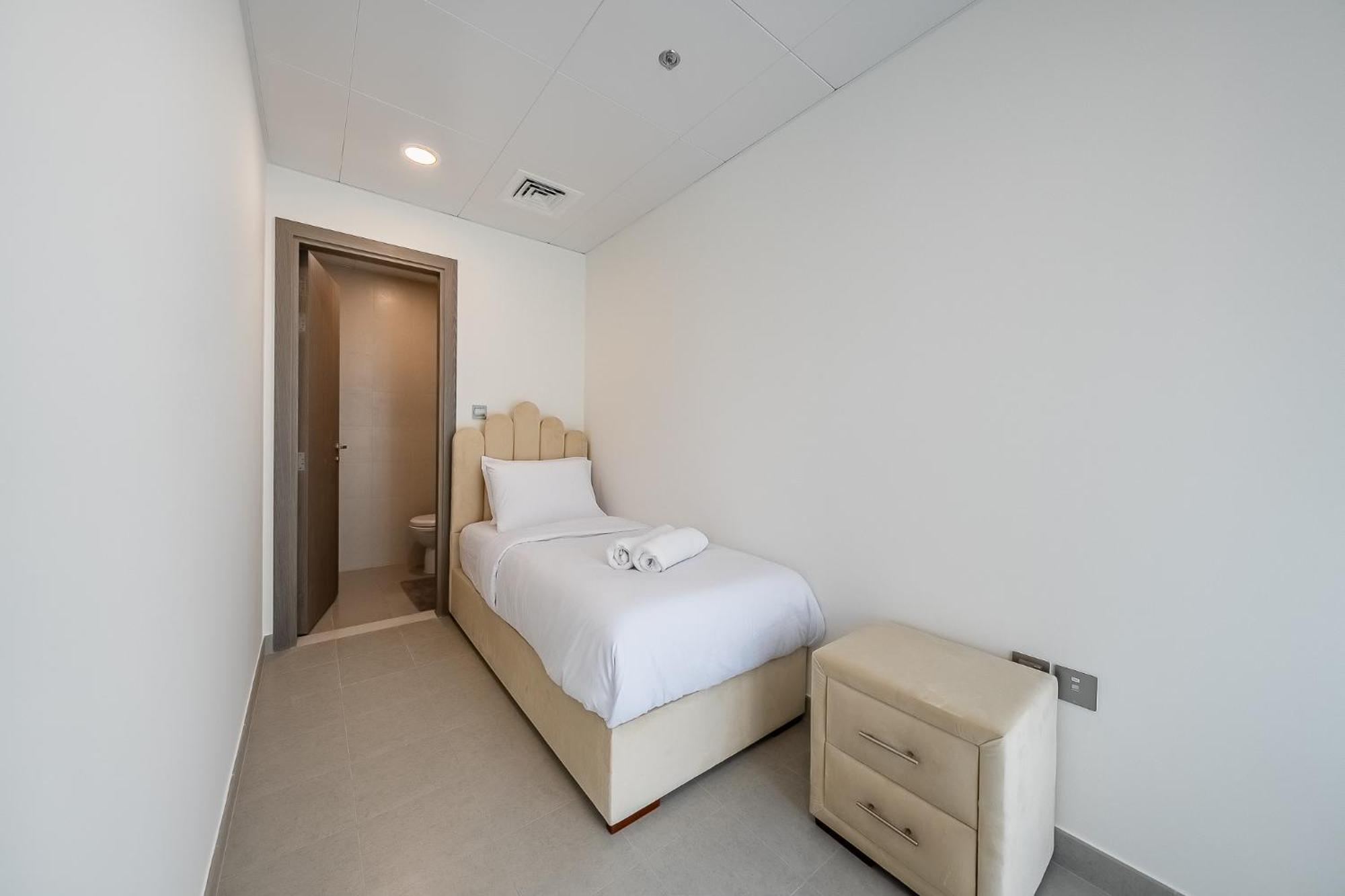 Spacious 3bdr I Maid I Gym I Infinity Pool I District One I Residences 11 Apartment