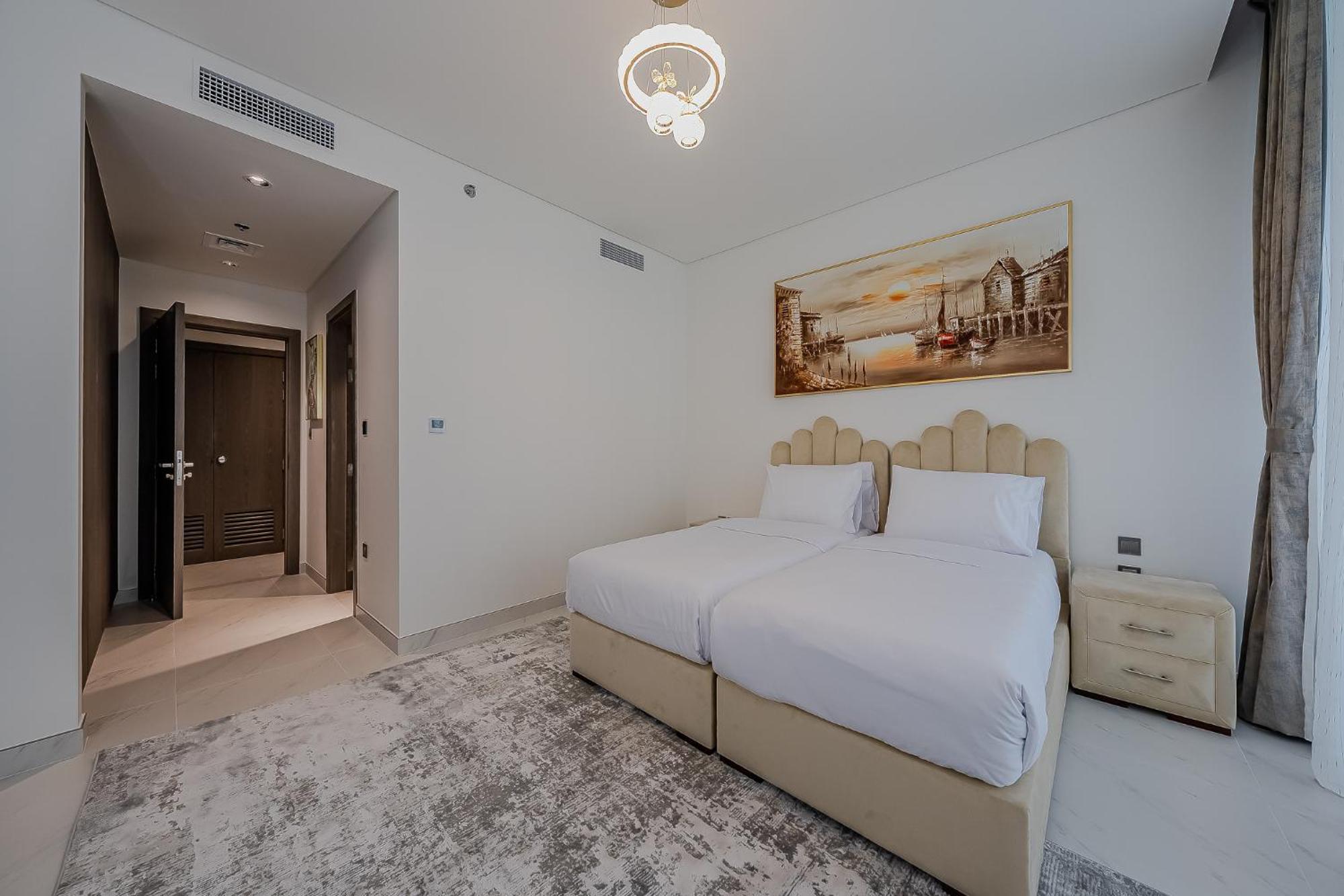 Apartment Spacious 3bdr I Maid I Gym I Infinity Pool I District One I Residences 11 *
