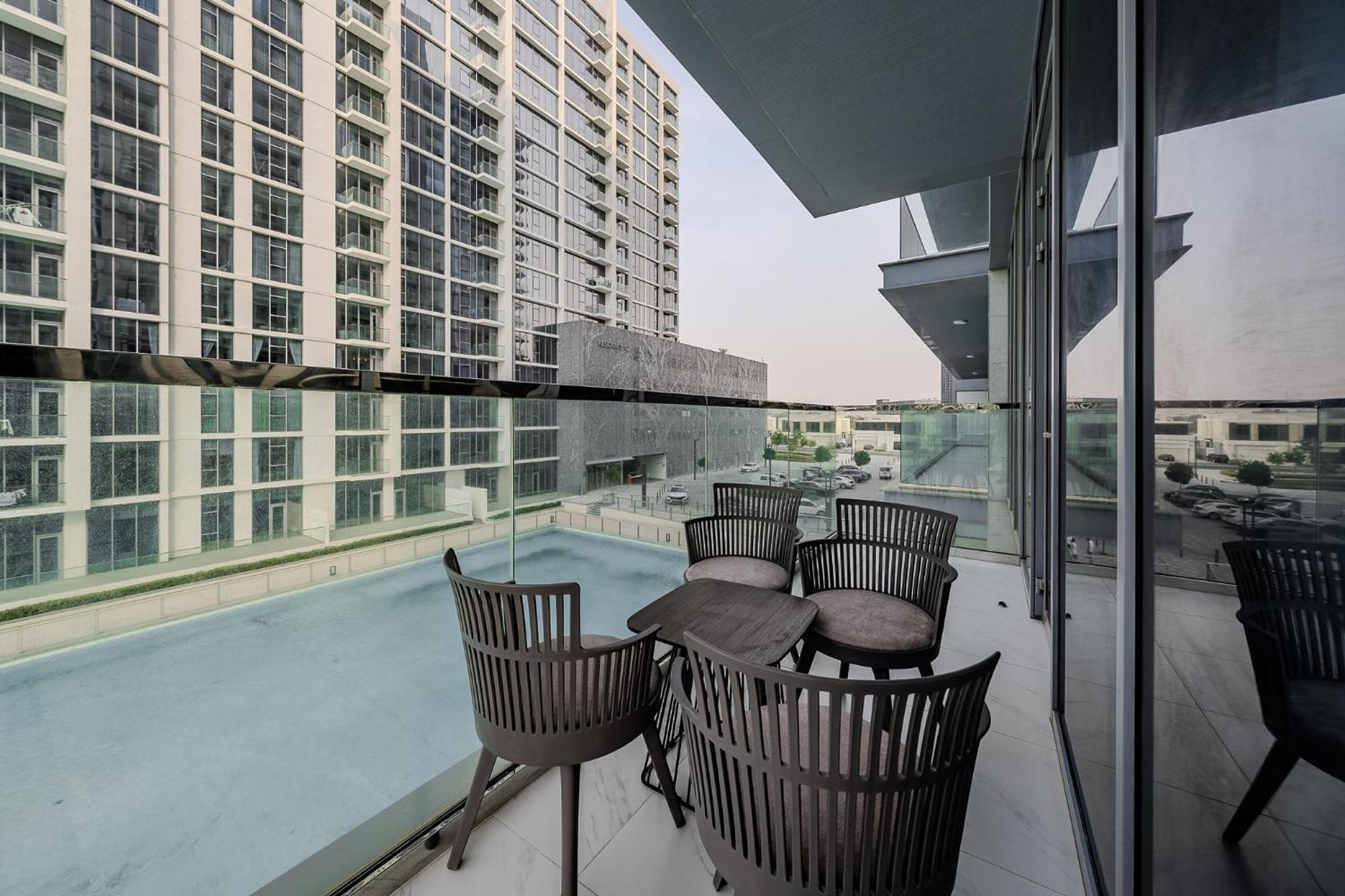 Spacious 3bdr I Maid I Gym I Infinity Pool I District One I Residences 11 *